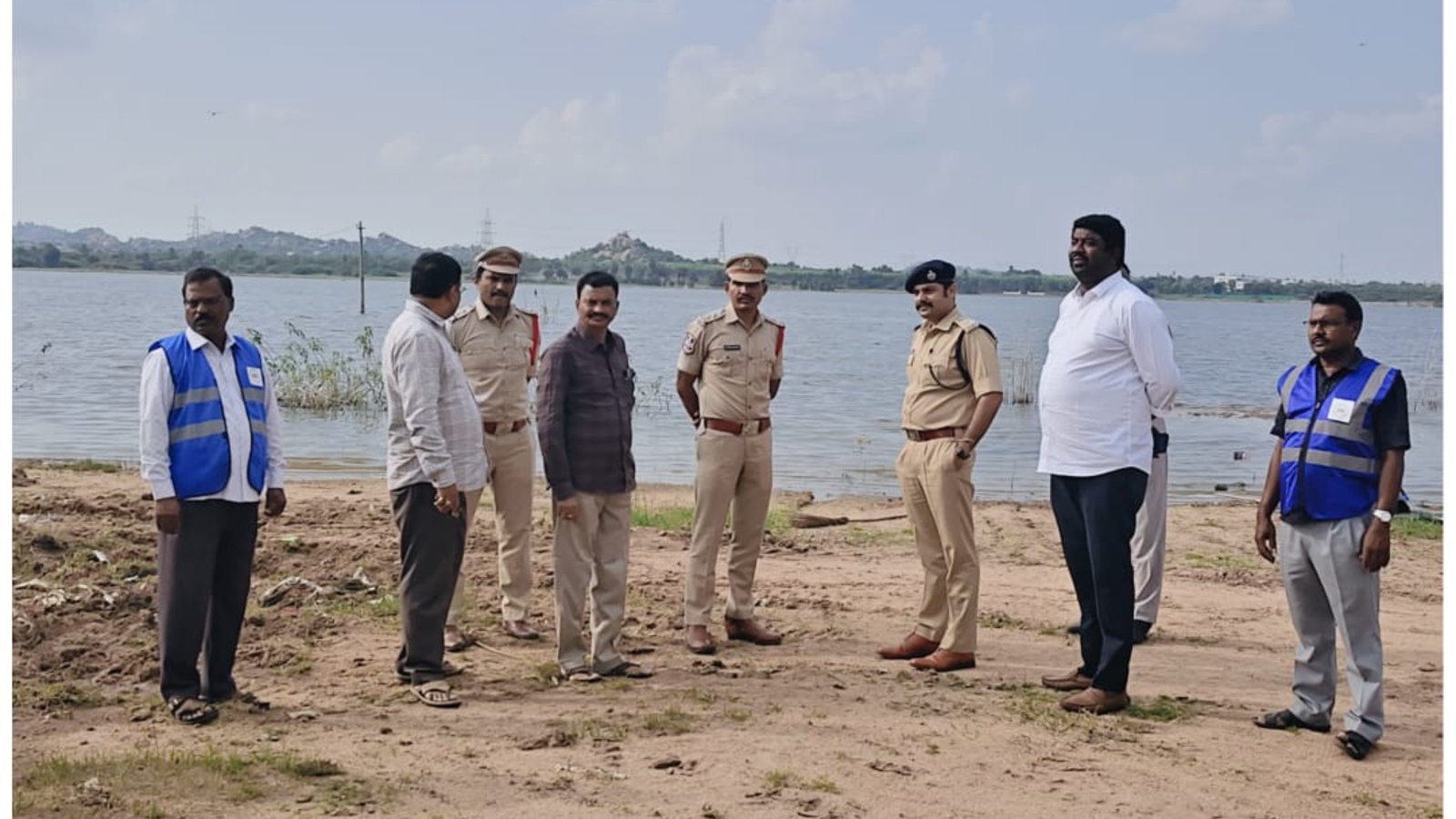 బిబీనగర్ చెరువు వద్ద గణేశ్ నిమజ్జనం ఏర్పాట్లను పరిశీలించిన జిల్లా ఎస్‌పీ అక్షాన్ష్ యాదవ్ ఐపీఎస్