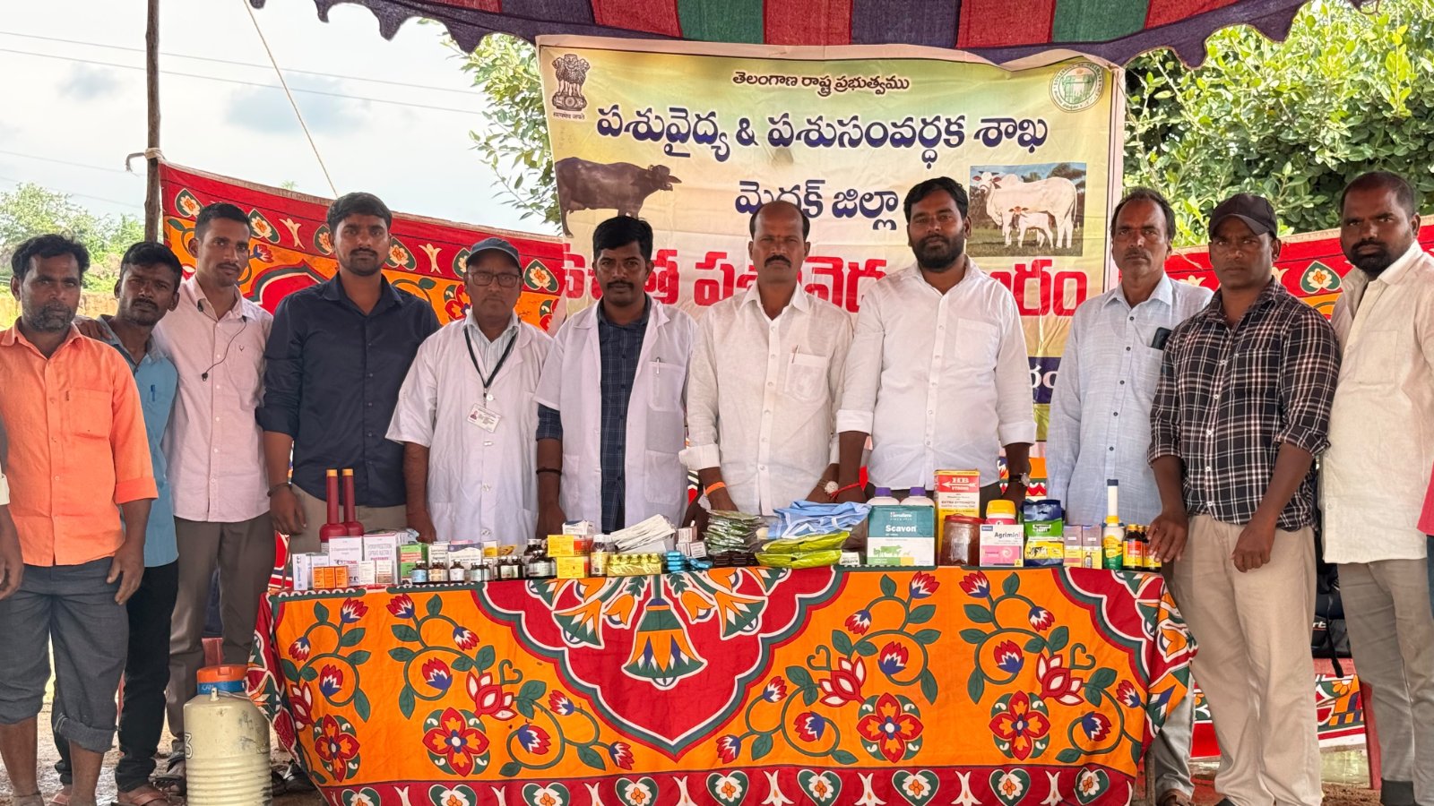 ఉచిత వైద్యం, వ్యాక్సినేషన్‌పై అవగాహన