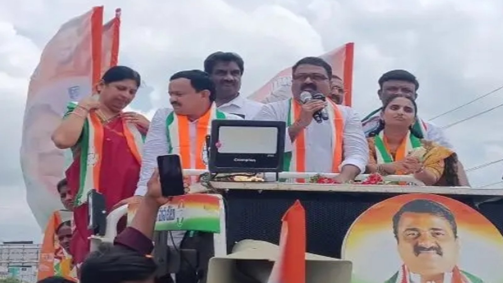 ఎమ్మెల్యే సునీతారెడ్డిని ప్రజలు నమ్మే పరిస్థితిలో లేరు: కాంగ్రెస్ నేతలు