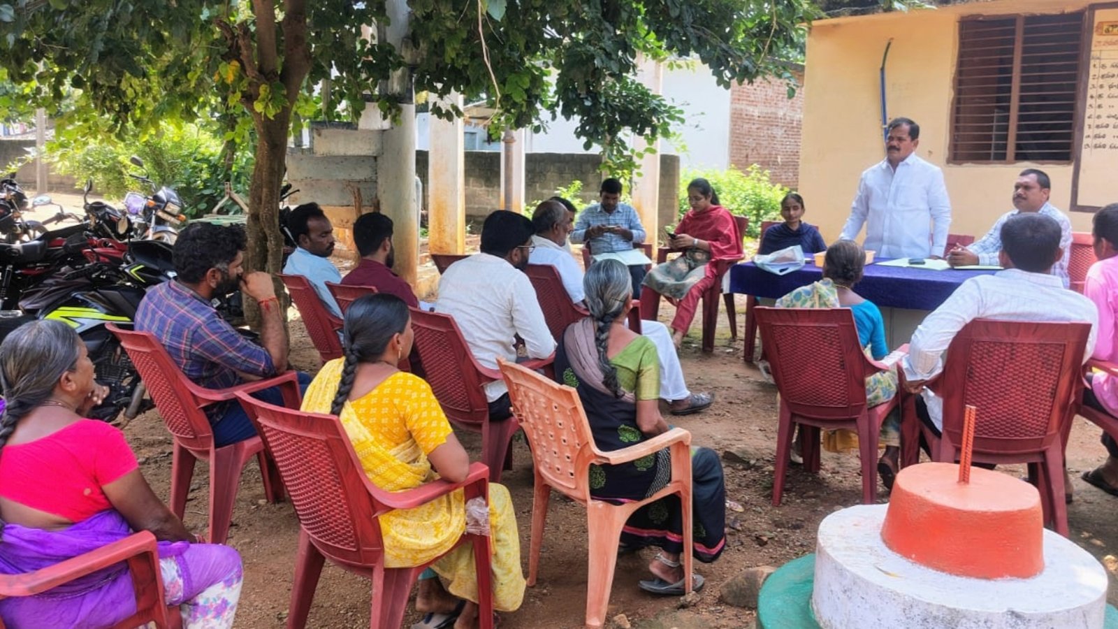 హనుమాన్ నగర్ తండాలో విబీజీ రాంజీపై గ్రామసభ