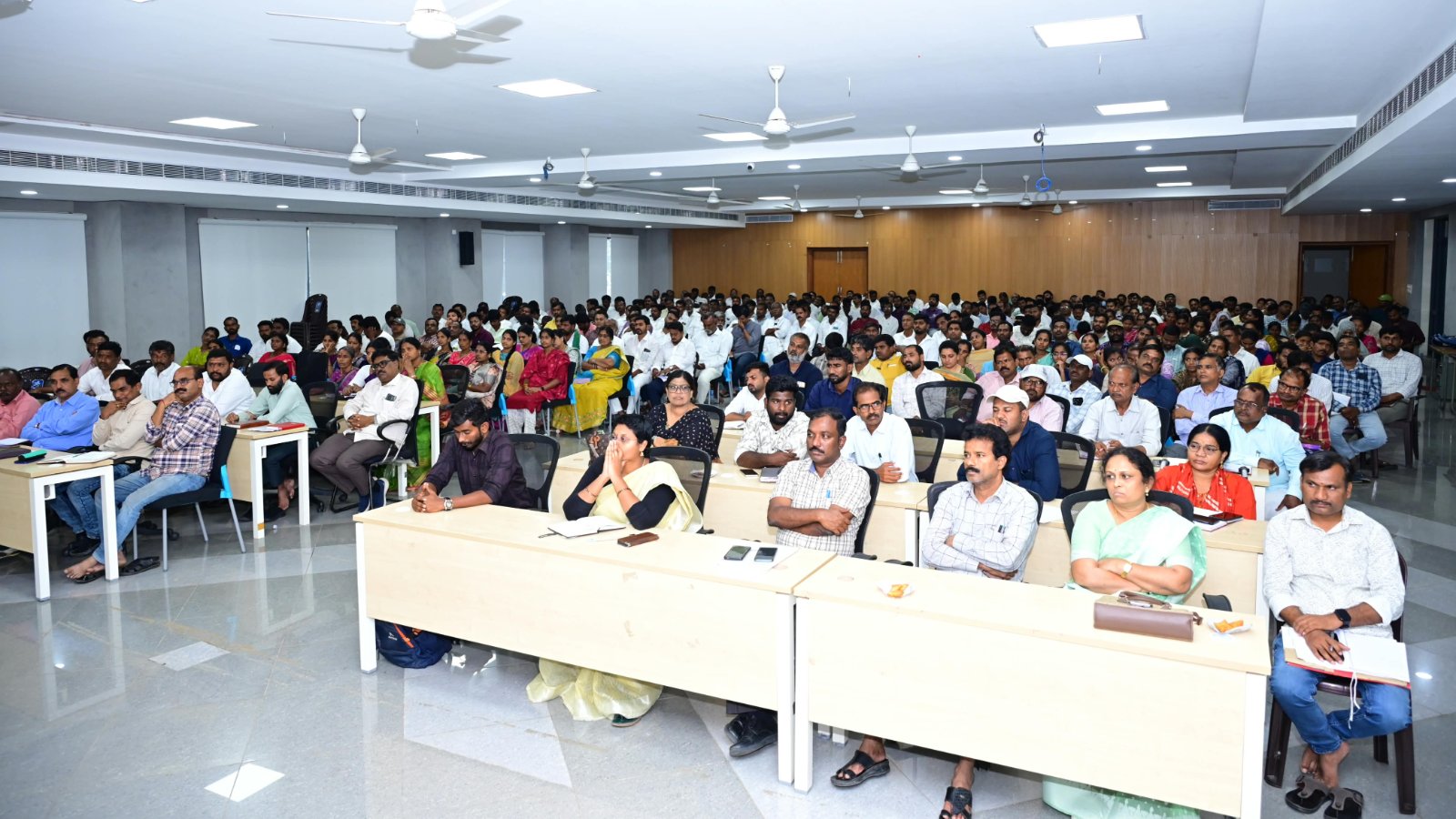 ఎల్నినో ప్రభావం.. గ్రామాల్లో బిగ్ ప్లాన్.. నీటి భద్రతపై కలెక్టర్ కీలక ఆదేశాలు..!