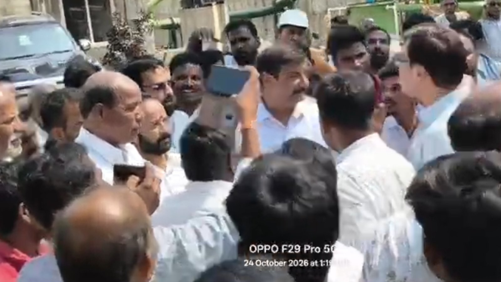 చుట్టుపక్కల గ్రామాల ప్రజల ఆరోగ్యం, పర్యావరణాన్ని కాపాడాలి- ఎమ్మెల్యే కొత్త ప్రభాకర్ రెడ్డి డిమాండ్..