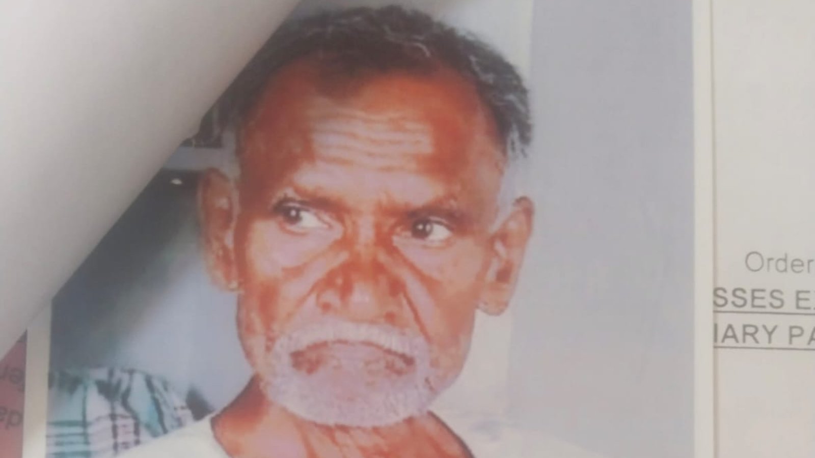 వ్యవసాయ భూమిలో వృద్ధుడి మృతదేహం గుర్తింపు