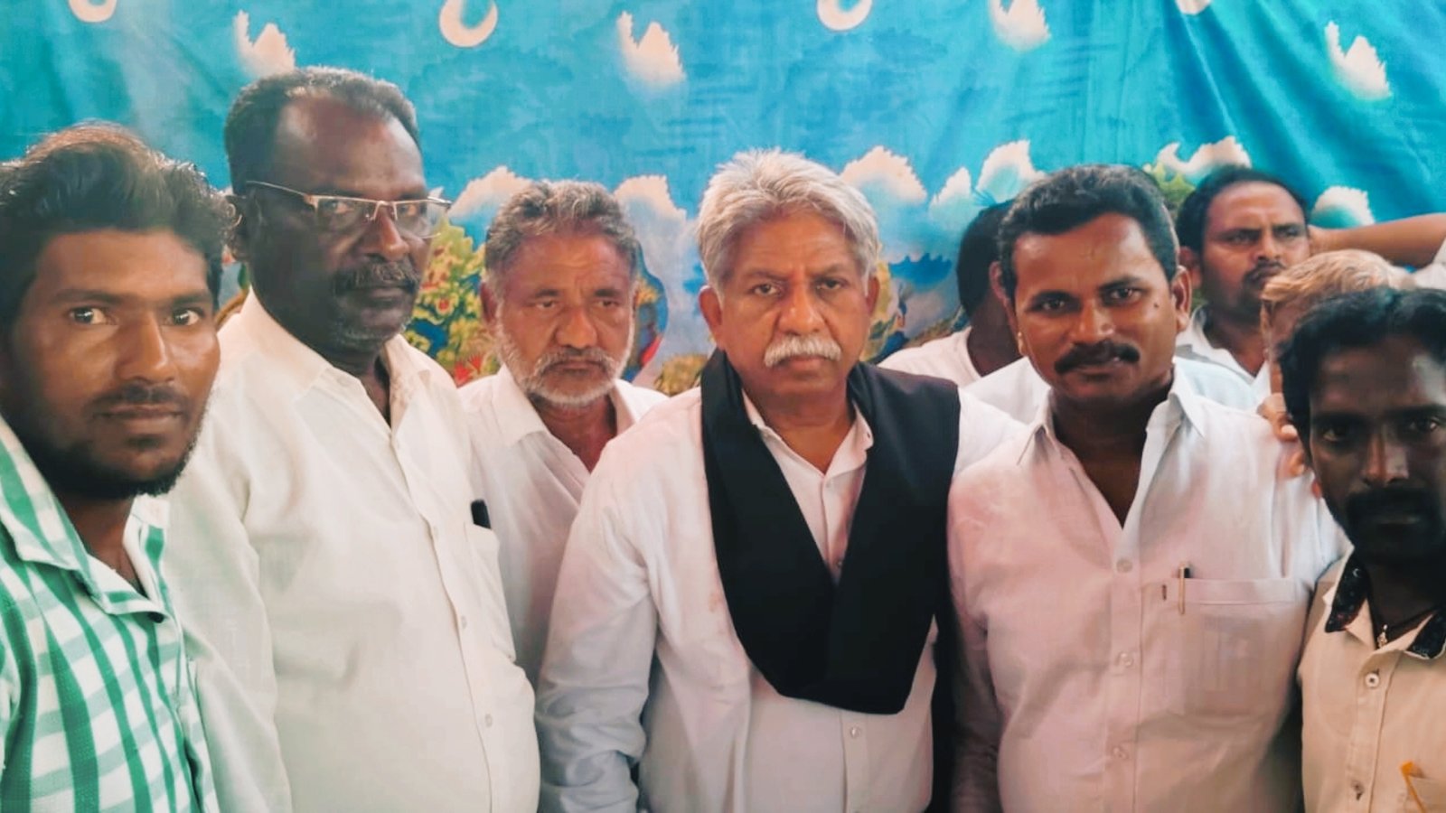 ప్రజాసమస్యలపై ఉద్యమించండి.. అండగా ఉంటా: మందకృష్ణ