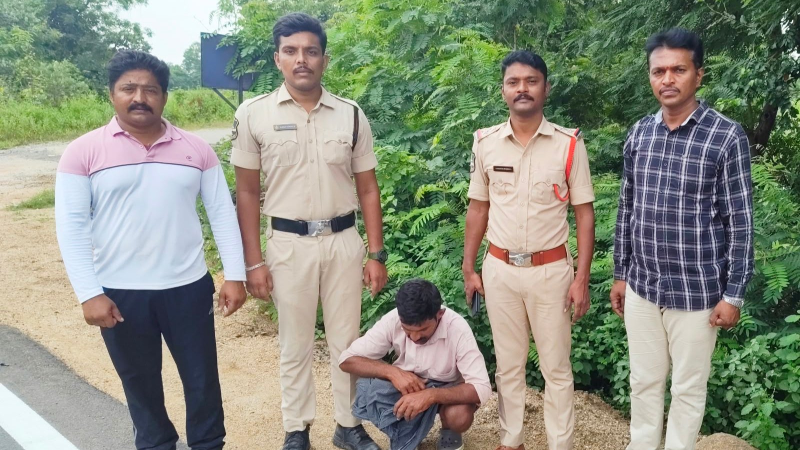 వృద్ధుల ఇంట్లో చోరీ.. గంటల్లోనే నిందితుడి అరెస్ట్