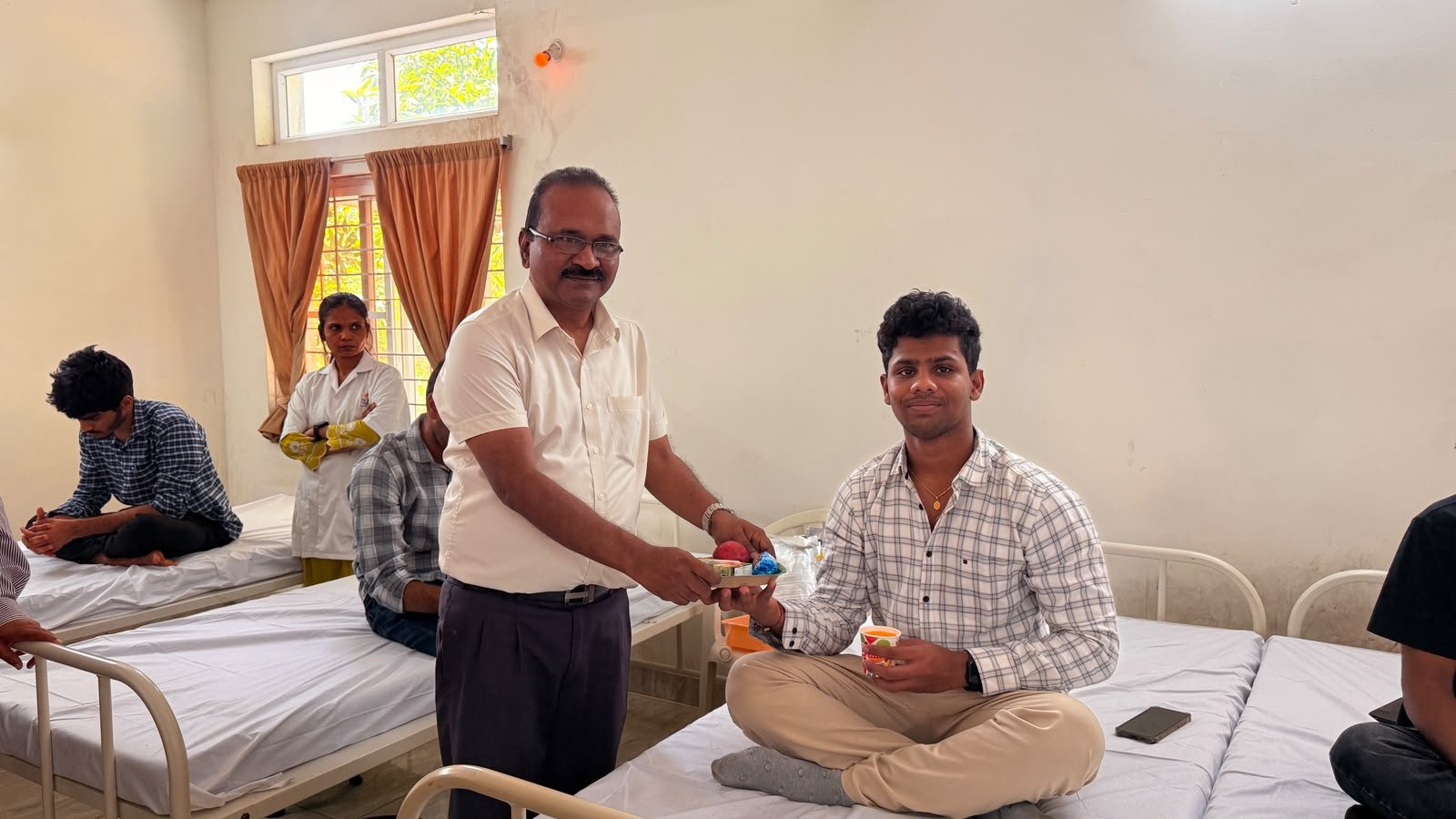 బివి రాజు 106 జయంతి పురస్కరించుకొని రక్తదాన శిబిరం