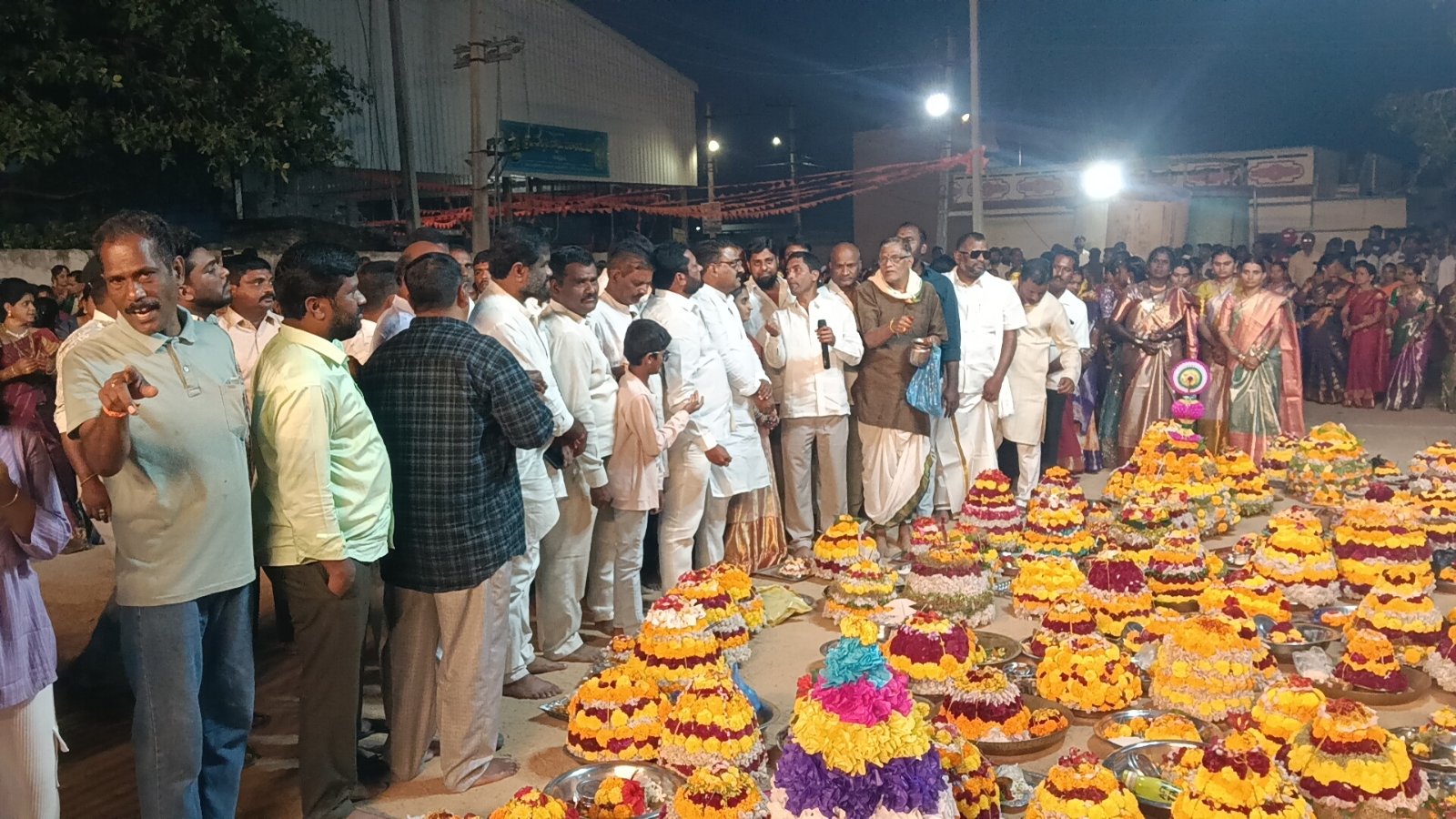 ఘనంగా సద్దుల బతుకమ్మ వేడుకలు