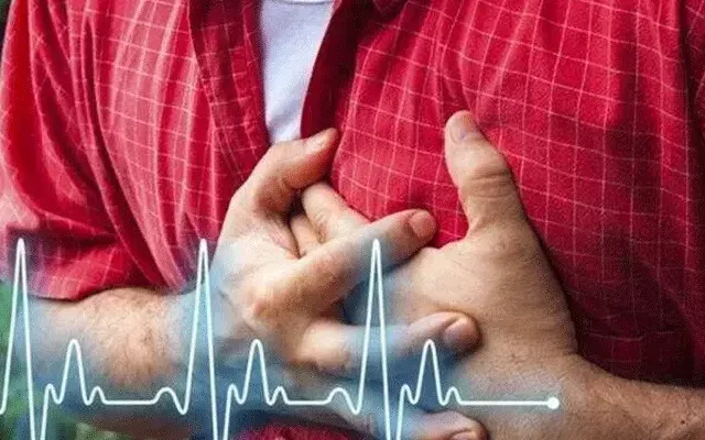 654433-heart-attak