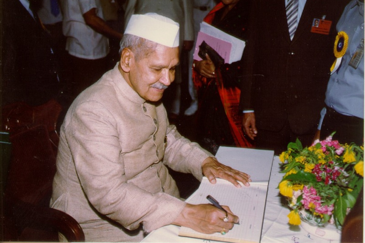 Shankar-Dayal-Sharmal-001-Wikimedia-commons