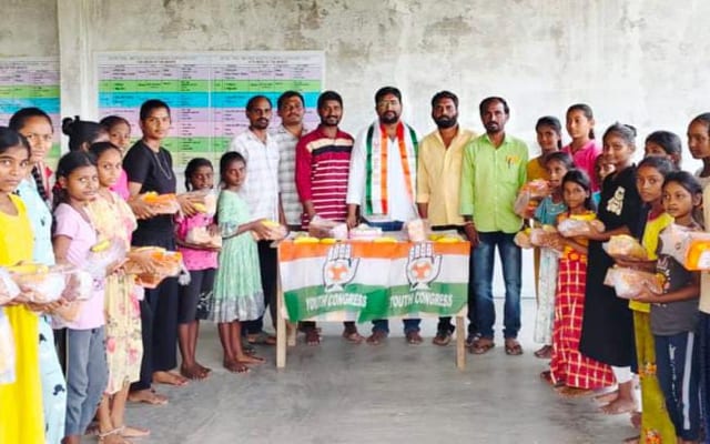 11